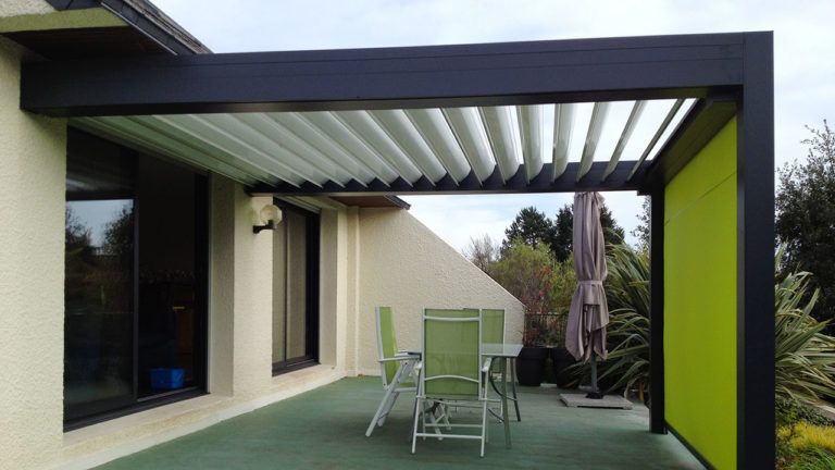 pergola bioclimatique vert