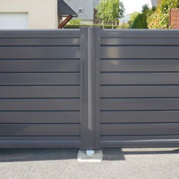 portail aluminium contemporain gris laqué