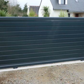 portail aluminium contemporain vert sapin