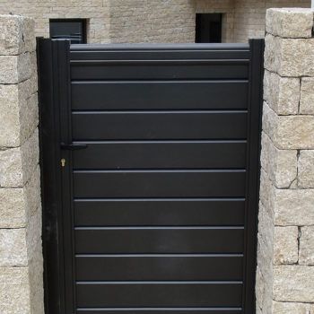 portail aluminium contemporain portillon noir