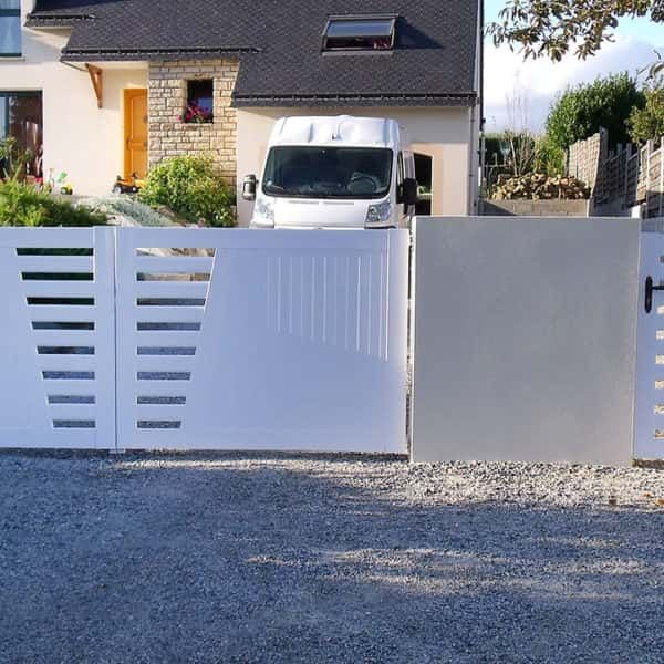 portail pvc et portillon pvc blancs