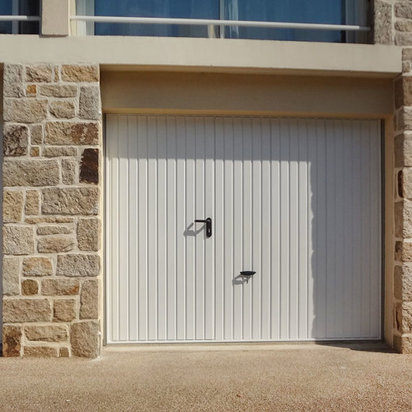portes de garage basculantes avec portillons (face)
